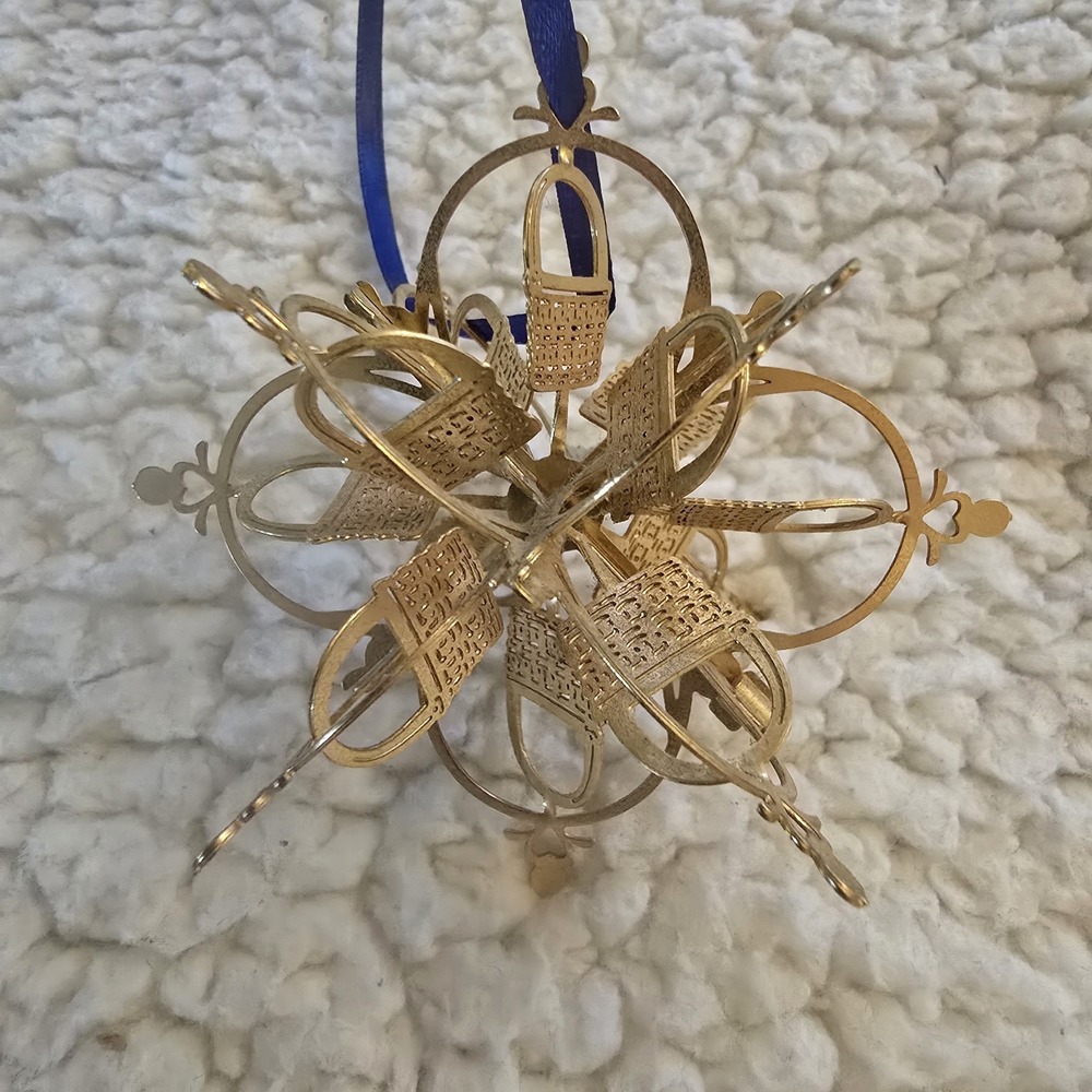 Longaberger Ornament Snowflake Basket 24kt Gold Finish‎ Holiday Christmas - Picture 2 of 9